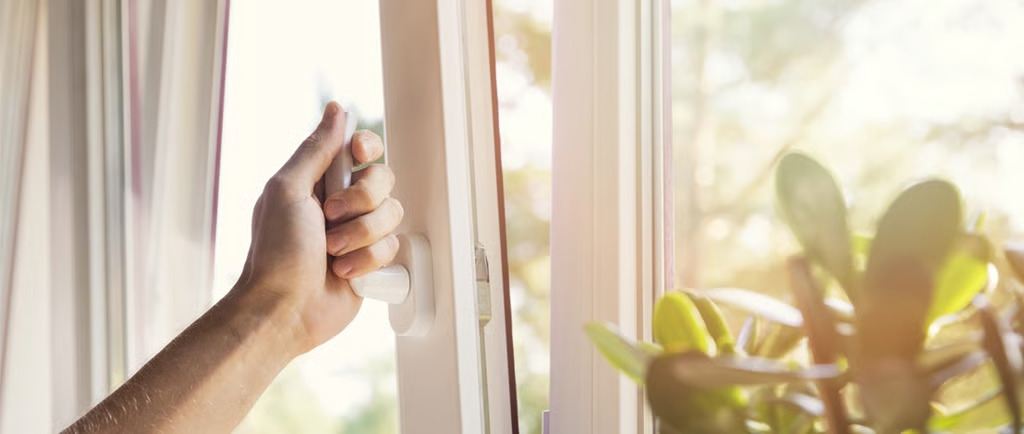 Comment entretenir vos châssis en aluminium pour les garder comme neufs ?