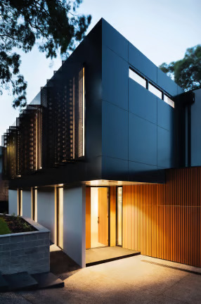 SUNSHINE BAY RESIDENCE